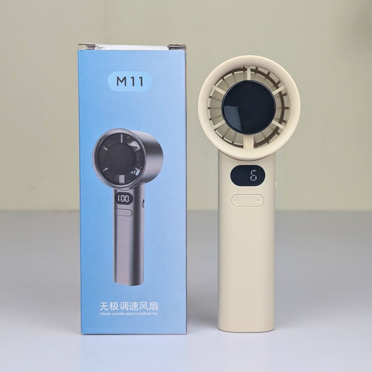 đĒ M11 Intelligent Digital Handheld Fan